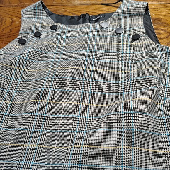 slevless jumper dress with button details - Picture 3 of 6